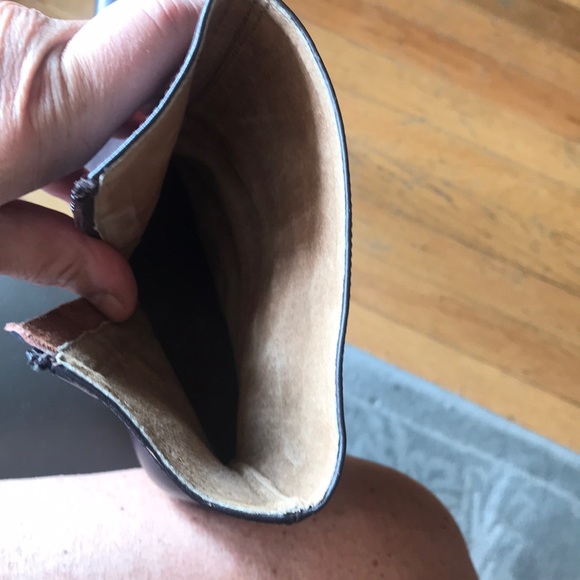 Boots - Picture 3 of 3